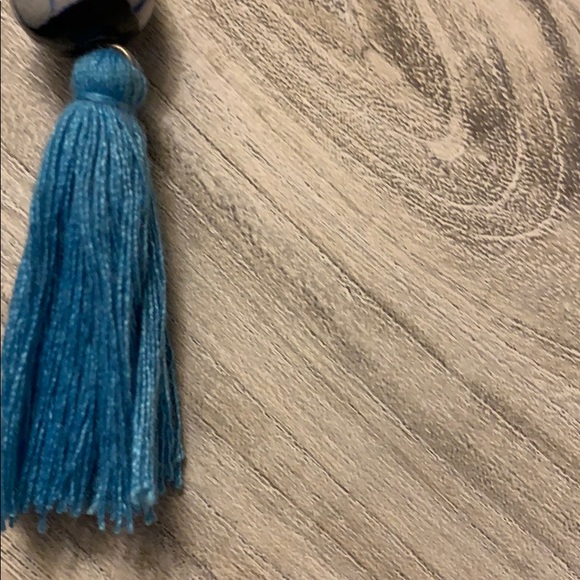 Unique Earrings - Picture 3 of 4